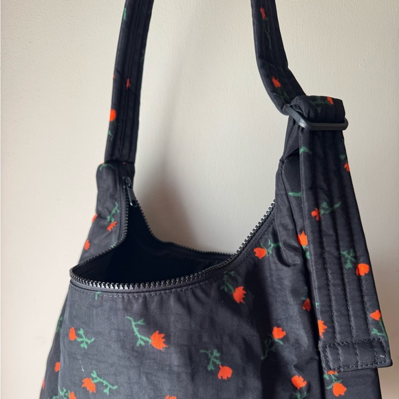 BAGGU Nylon Shoulder Bag in Painted Wildflower - Picture 7 of 7